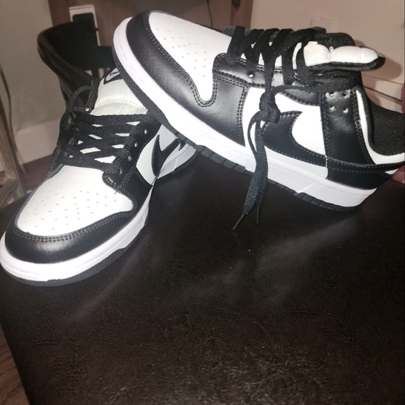 Panda Dunks - New - Picture 1 of 1